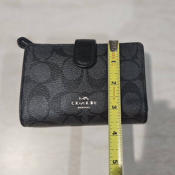 Coach Black Women's Bag - Picture 8 of 10